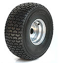 Pannensicheres PU-Rad 15x6.00-6 mit Rasentraktor-Profil und versetzter, asymmetrischer Nabe